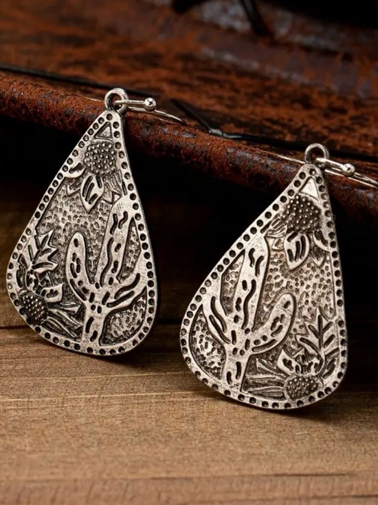Jewelry - Cactus Alloy Metal Dangle Earrings Rustic Desert Plant Scene Southwestern